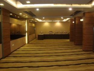Liv Inn - Naraina Yeni Delhi Dış mekan fotoğraf